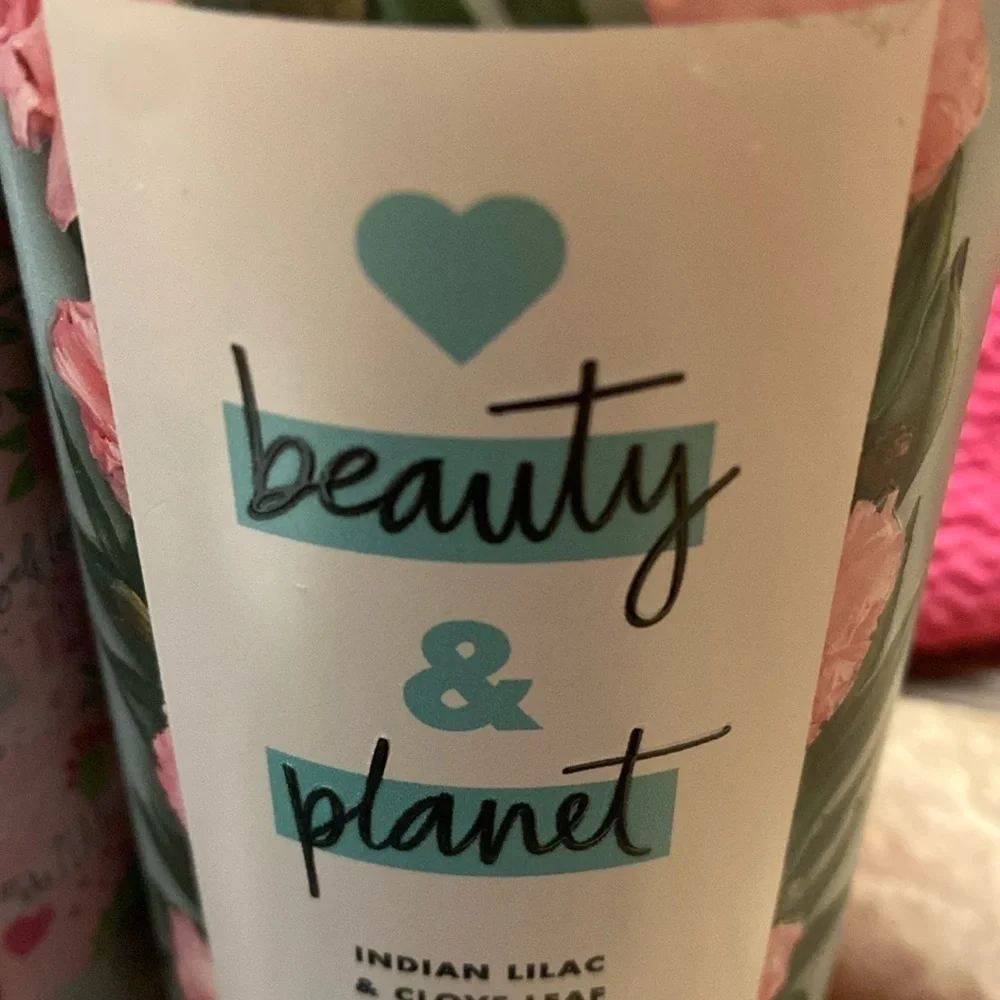 Updated: Love Beauty & Planet Shampoo & Conditioner Bundle Vegan Unisex